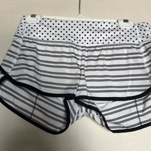 EUC Lululemon Run: Speed shorts size 6